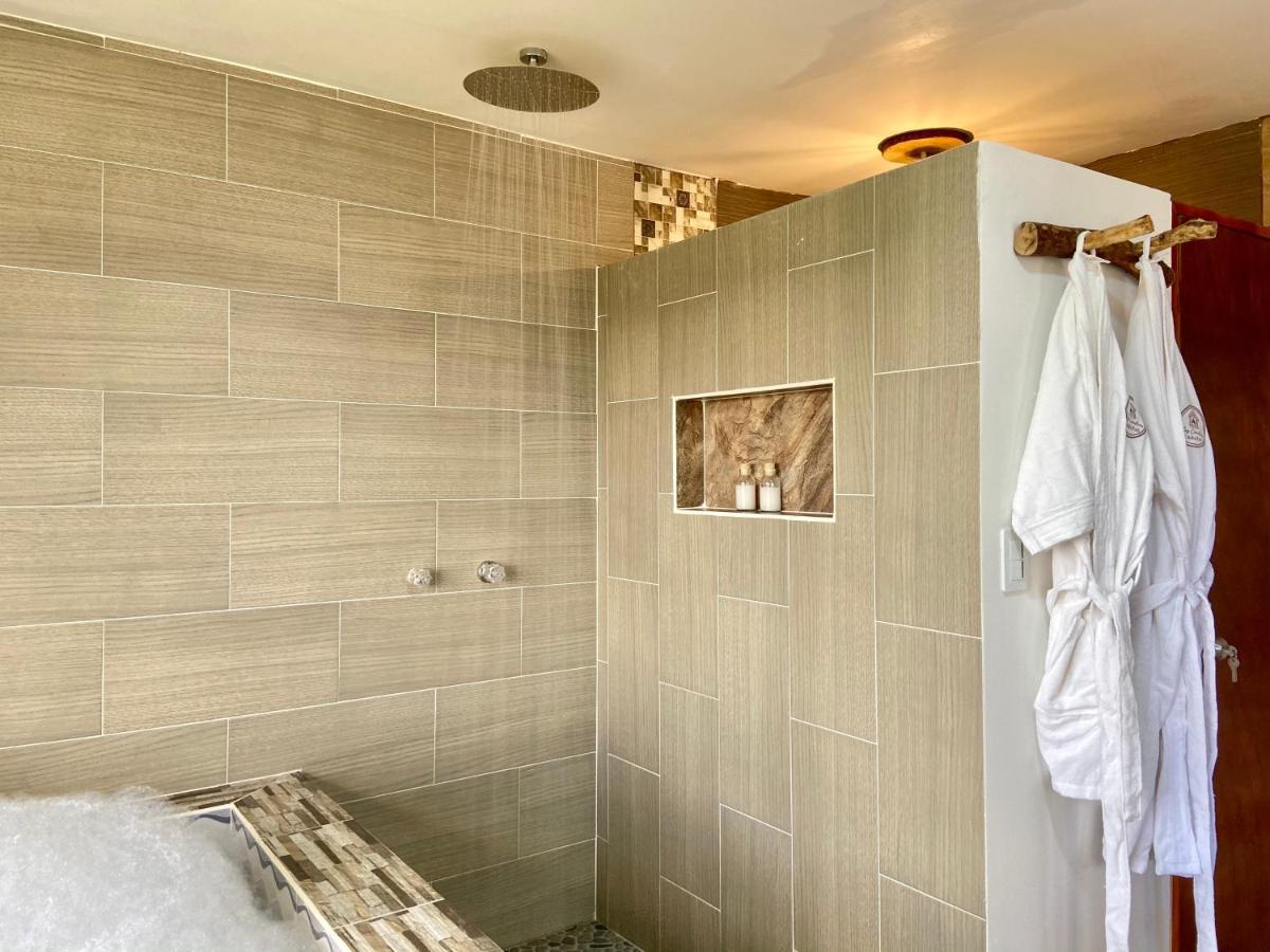 Cabanas Con Jacuzzi Y Chimenea - Casa Floral, Marinilla Eksteriør bilde